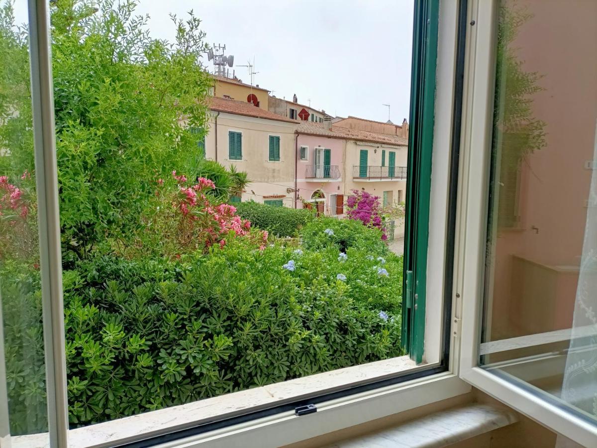 La Terrazza Nel Cuore Di Capoliveri エクステリア 写真