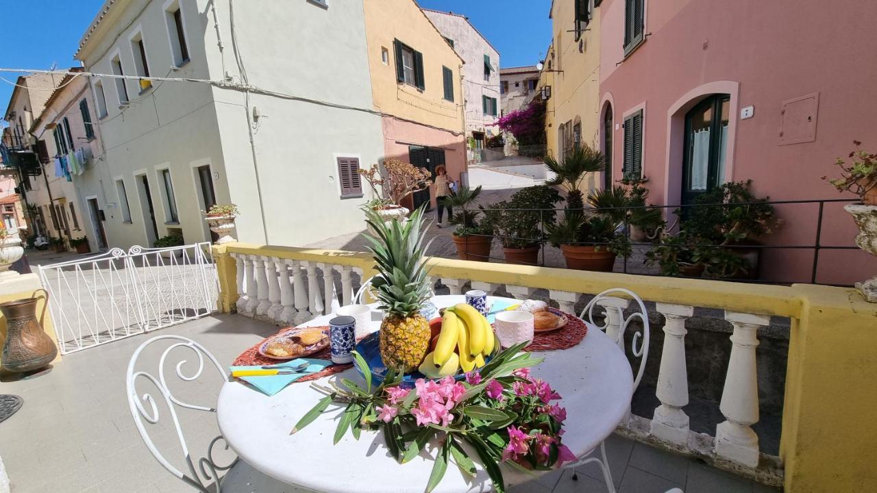 La Terrazza Nel Cuore Di Capoliveri エクステリア 写真